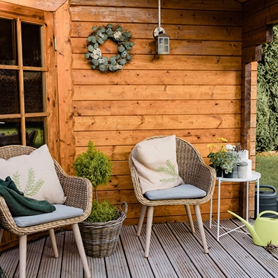 Holzoberfläche mit Caparol CapaWood Classic Holzlasur